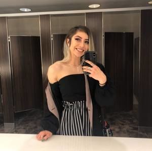 Meet your Posher, Sienna